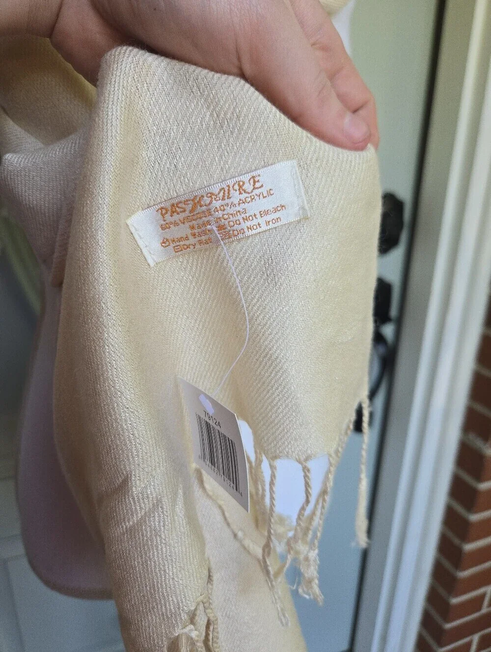 NWT Pashmire Cream Scarf